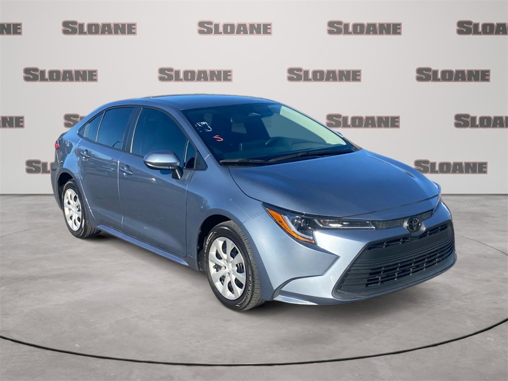 Used 2024 Toyota Corolla LE image 7