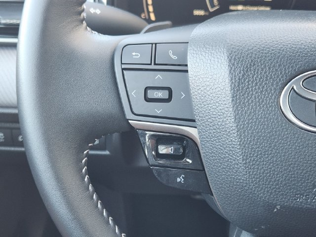 Used 2026 Toyota Camry SE w/ Convenience Package FWD image 28