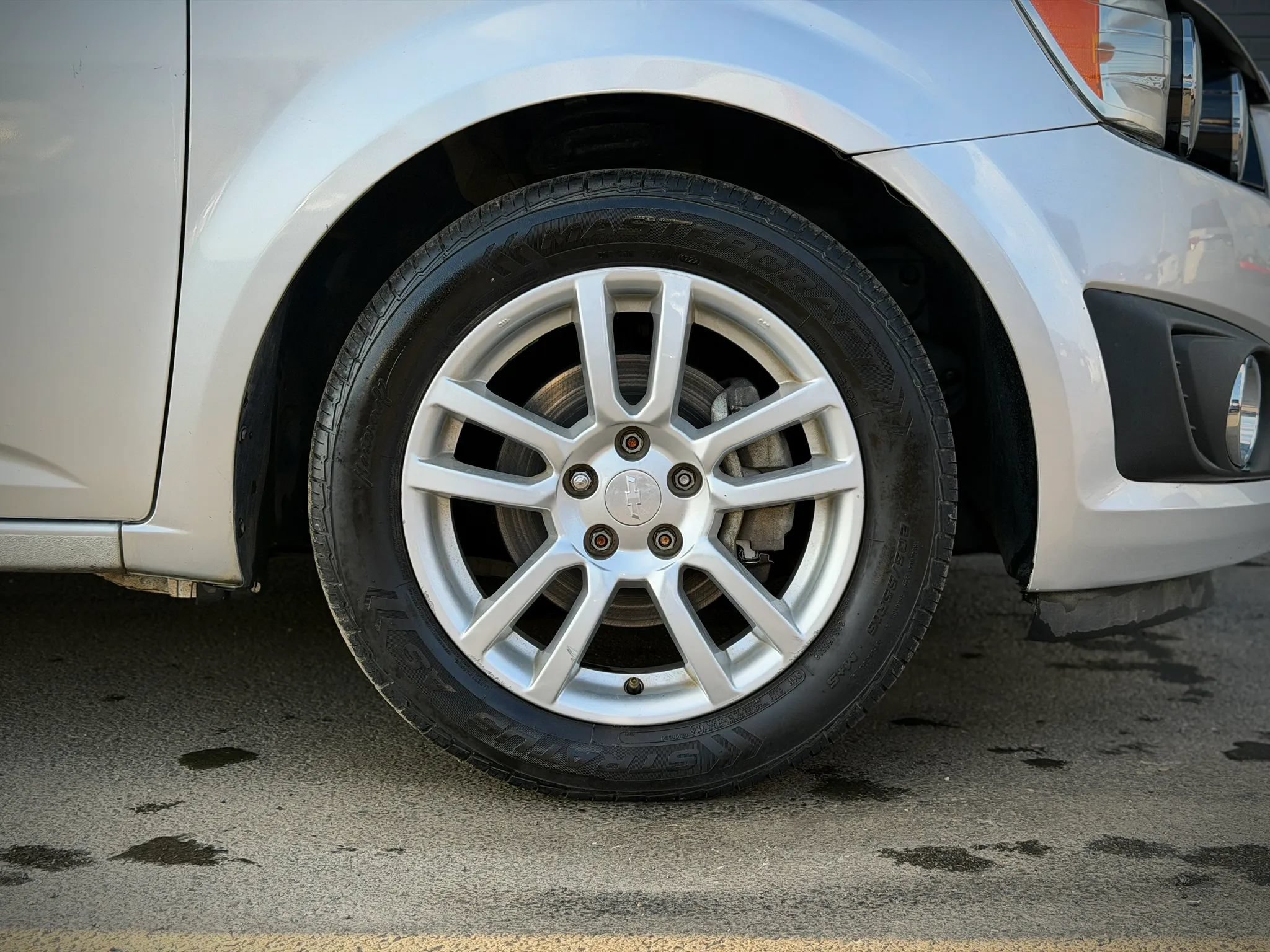 Used 2014 Chevrolet Sonic LT w/ Wheels and Fog Lamp Package FWD image 21