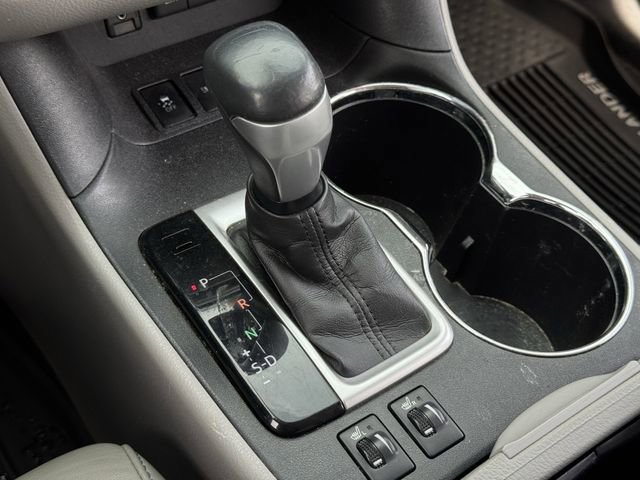 Used 2017 Toyota Highlander XLE image 21