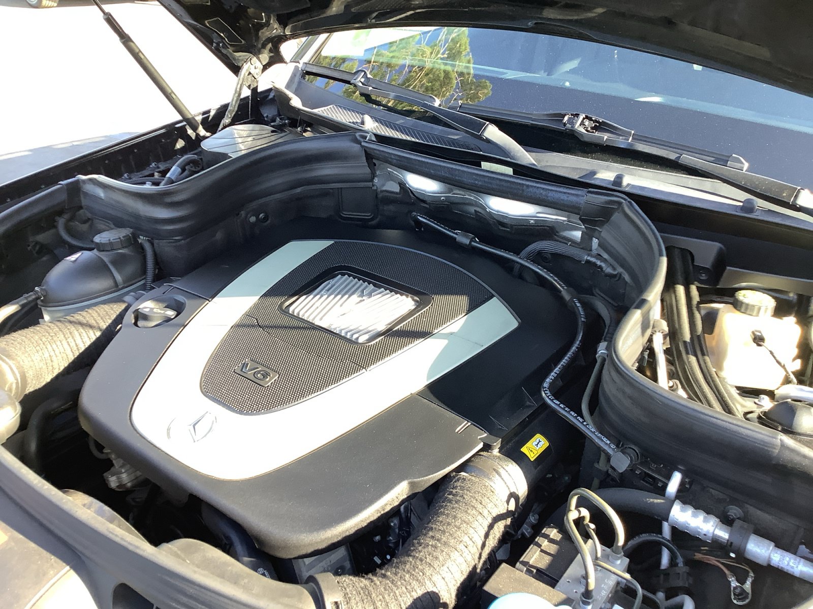 Used 2010 Mercedes-Benz GLK 350 2WD image 19