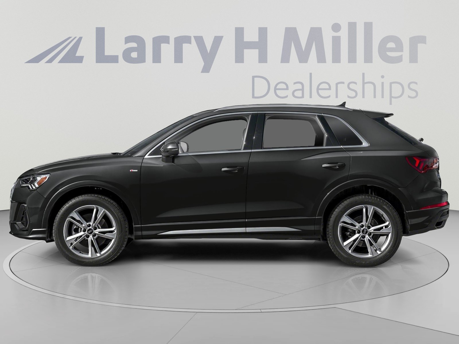 Used 2025 Audi Q3 2.0T Premium Plus w/ Premium Plus Package AWD/4WD image 3