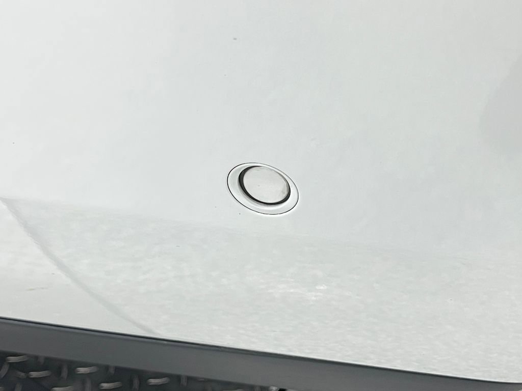 Used 2017 Cadillac Escalade ESV Luxury image 14