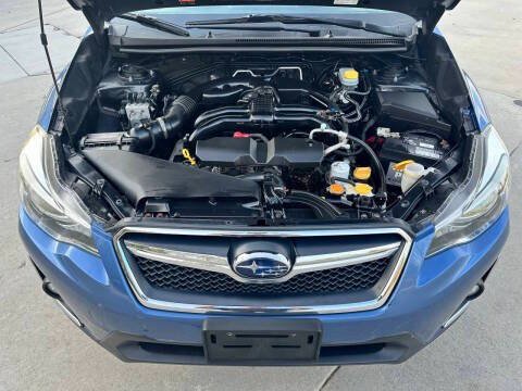 Used 2017 Subaru Crosstrek 2.0i Premium AWD/4WD image 32