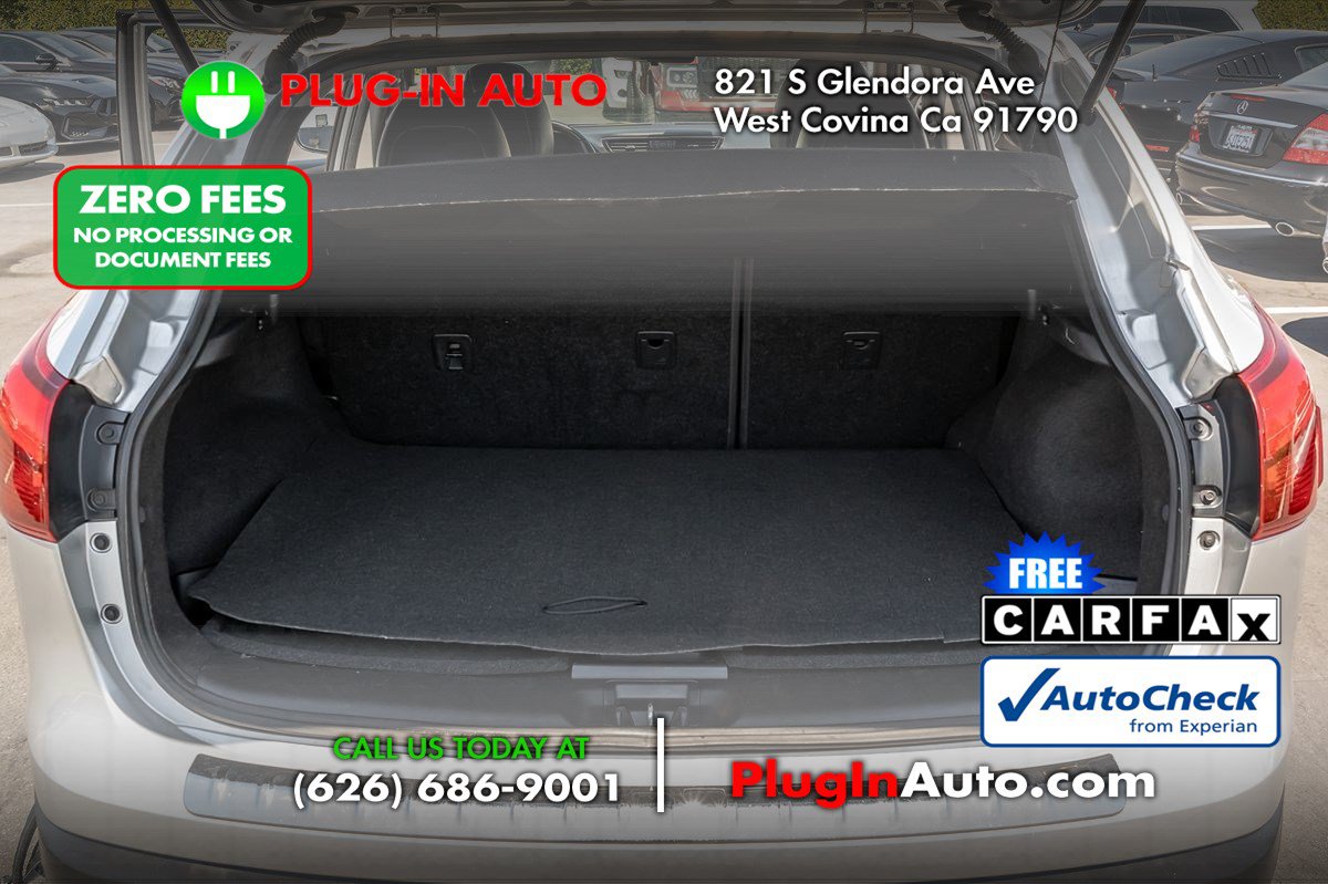 Used 2017 Nissan Rogue Sport SL w/ SL Premium Package FWD image 11