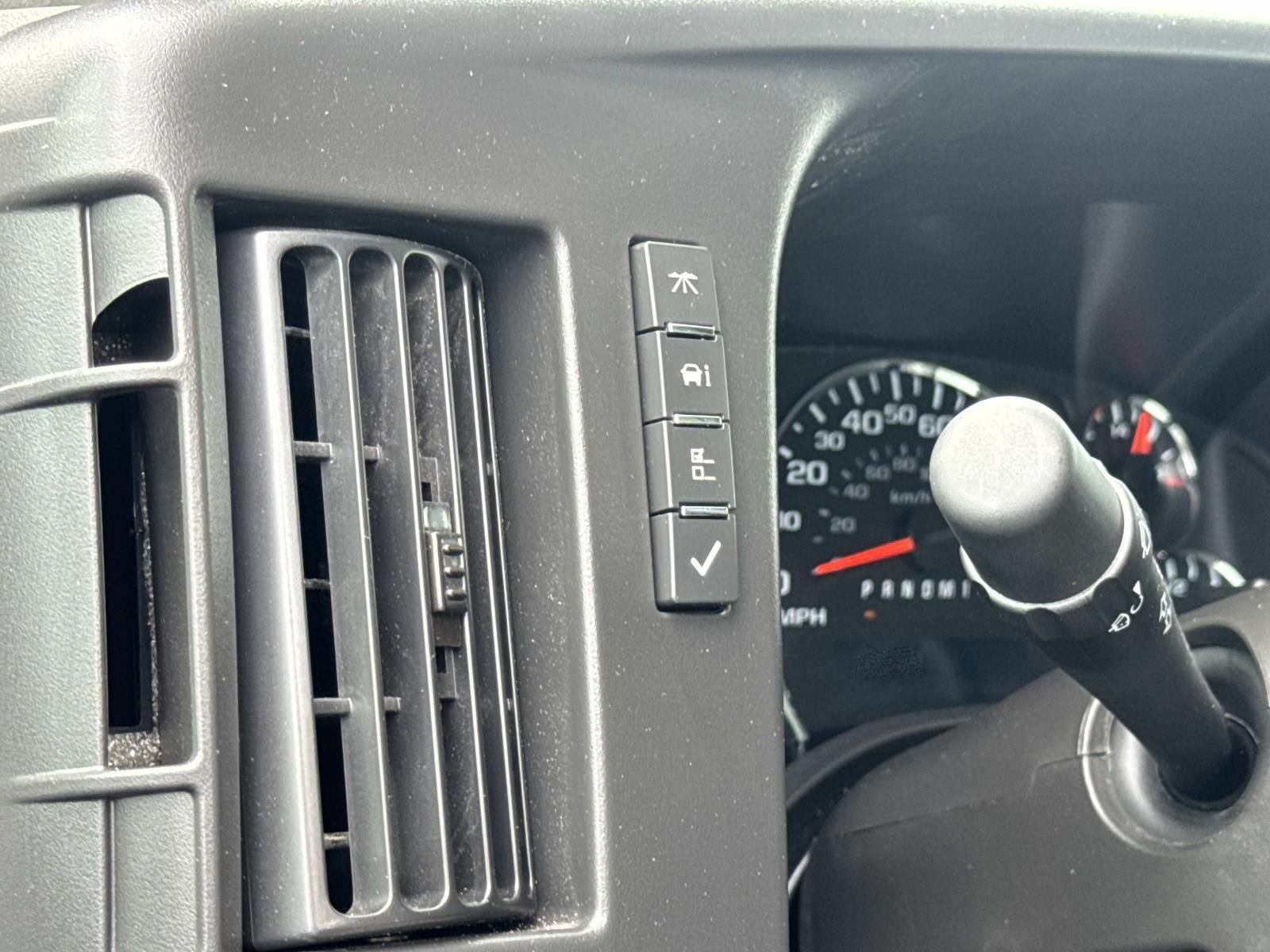 New 2026 Chevrolet Express 3500 w/ Power Convenience Package RWD image 25