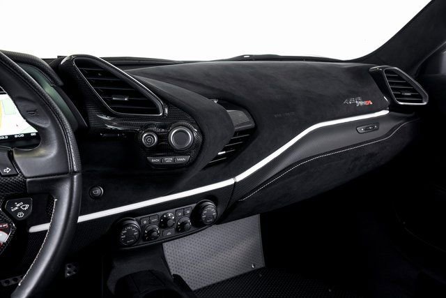 Certified 2020 Ferrari 488 Pista Coupe image 30