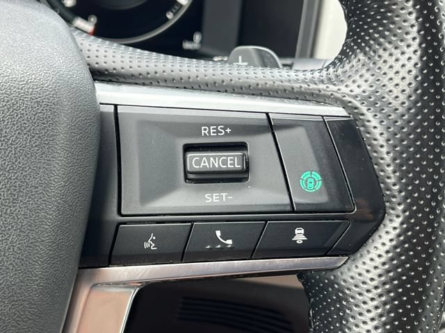 Used 2024 Mitsubishi Outlander SEL AWD/4WD image 28