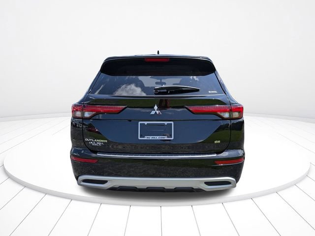 Used 2024 Mitsubishi Outlander SE AWD/4WD image 4