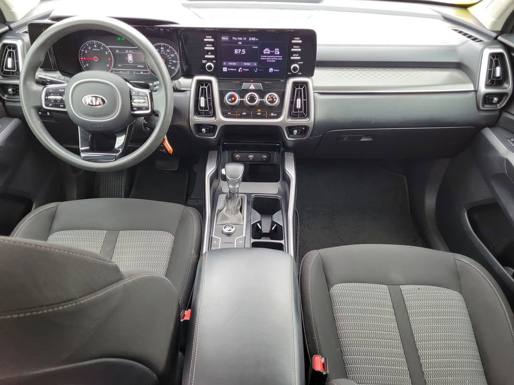 Used 2021 Kia Sorento LX image 14