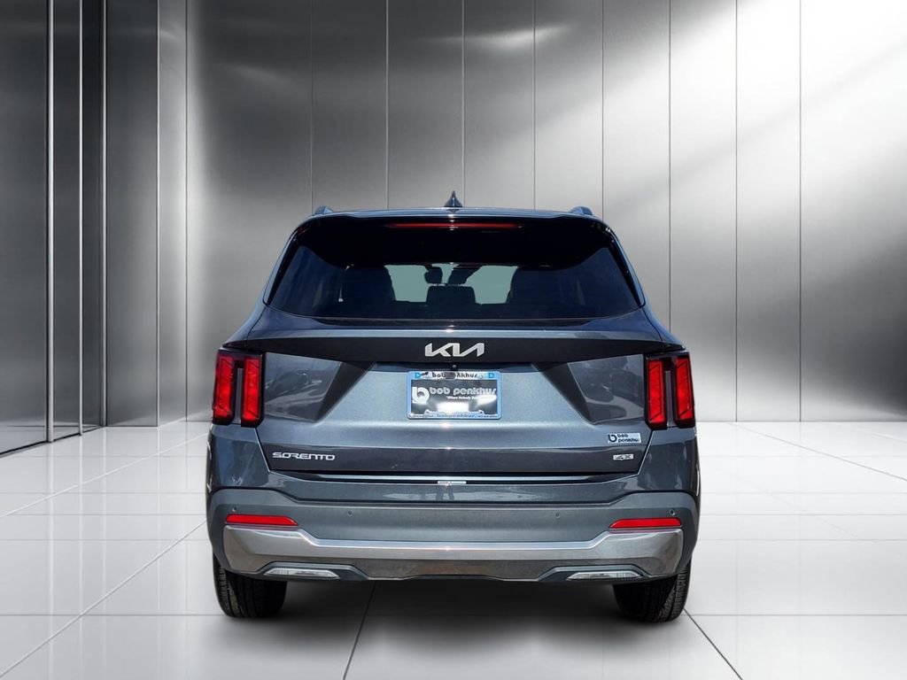 Used 2024 Kia Sorento S image 25