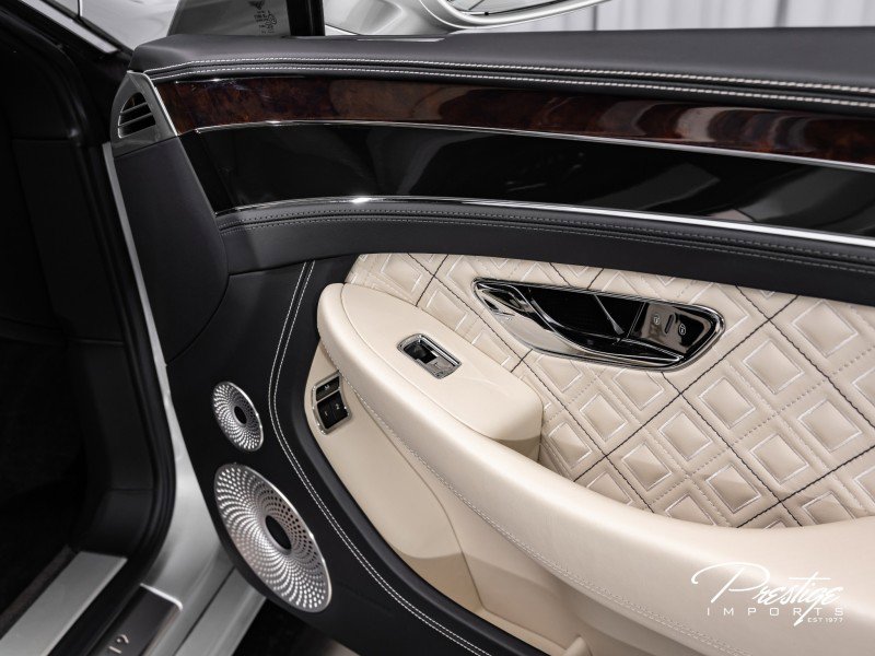 Used 2020 Bentley Continental GT V8 image 33