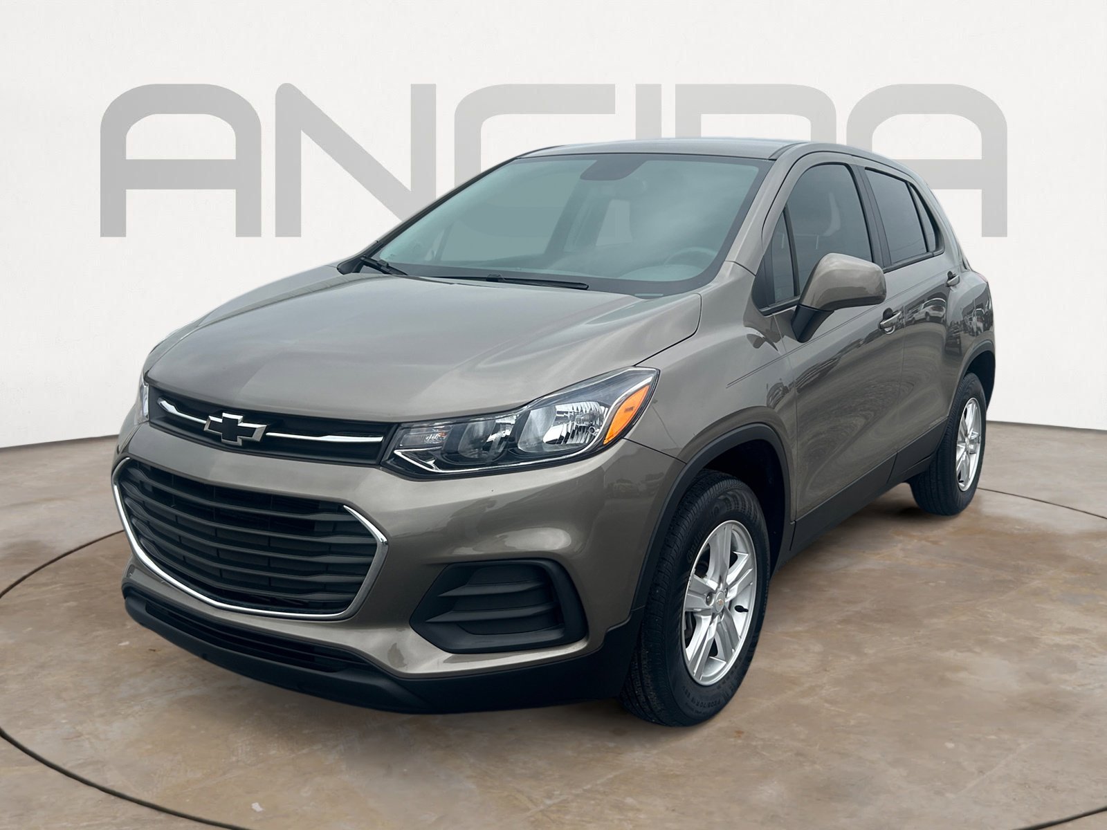 Used 2022 Chevrolet Trax LS w/ Tint and Cruise Package AWD/4WD image 6