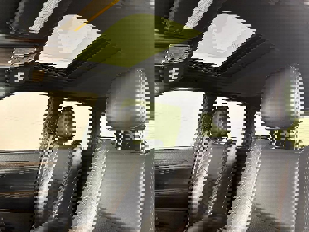 Used 2015 Jeep Grand Cherokee Altitude image 17