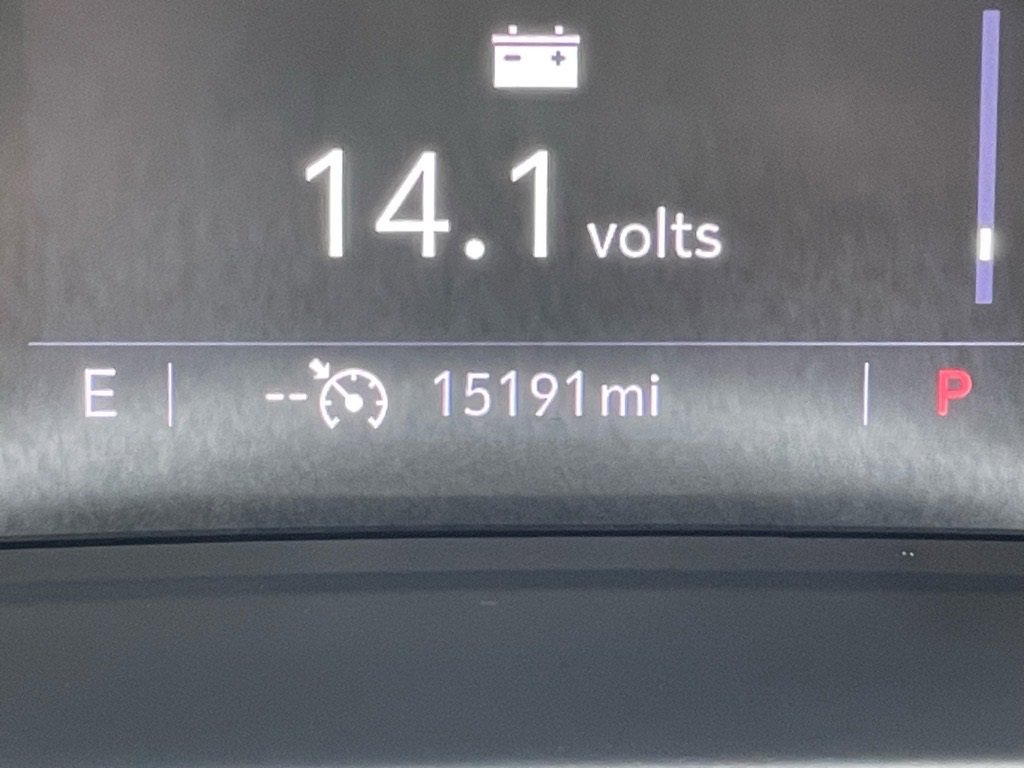 Used 2023 Buick Envision Preferred image 27