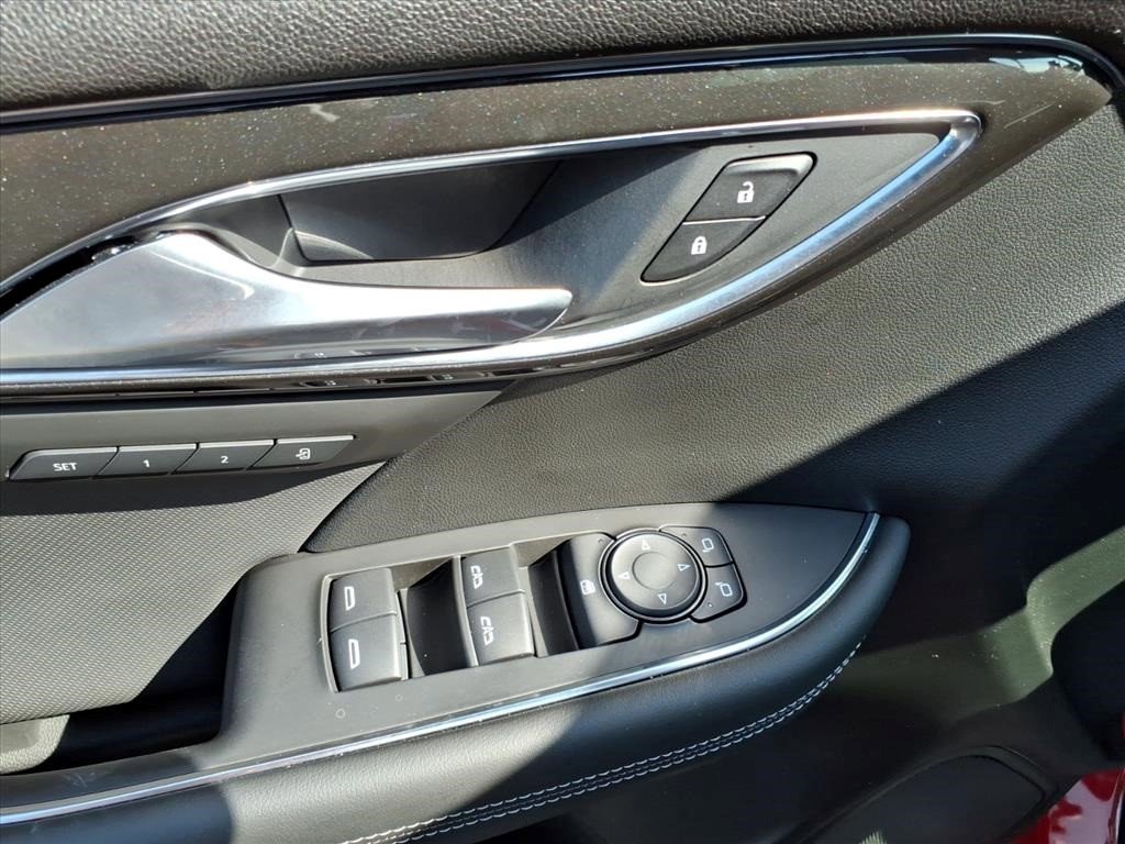 Certified 2025 Buick Envision Preferred image 13