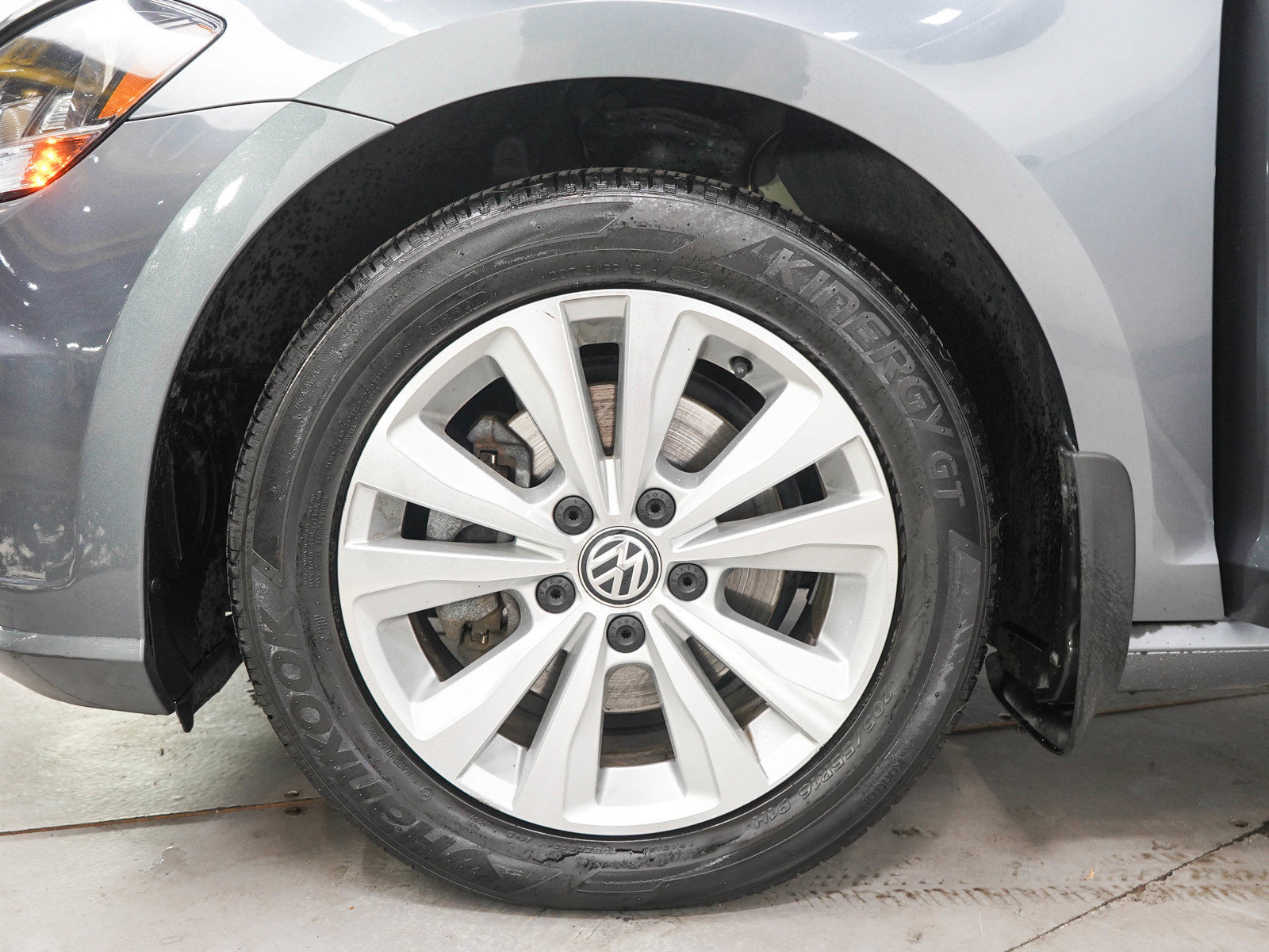 Used 2018 Volkswagen Golf SE FWD image 27