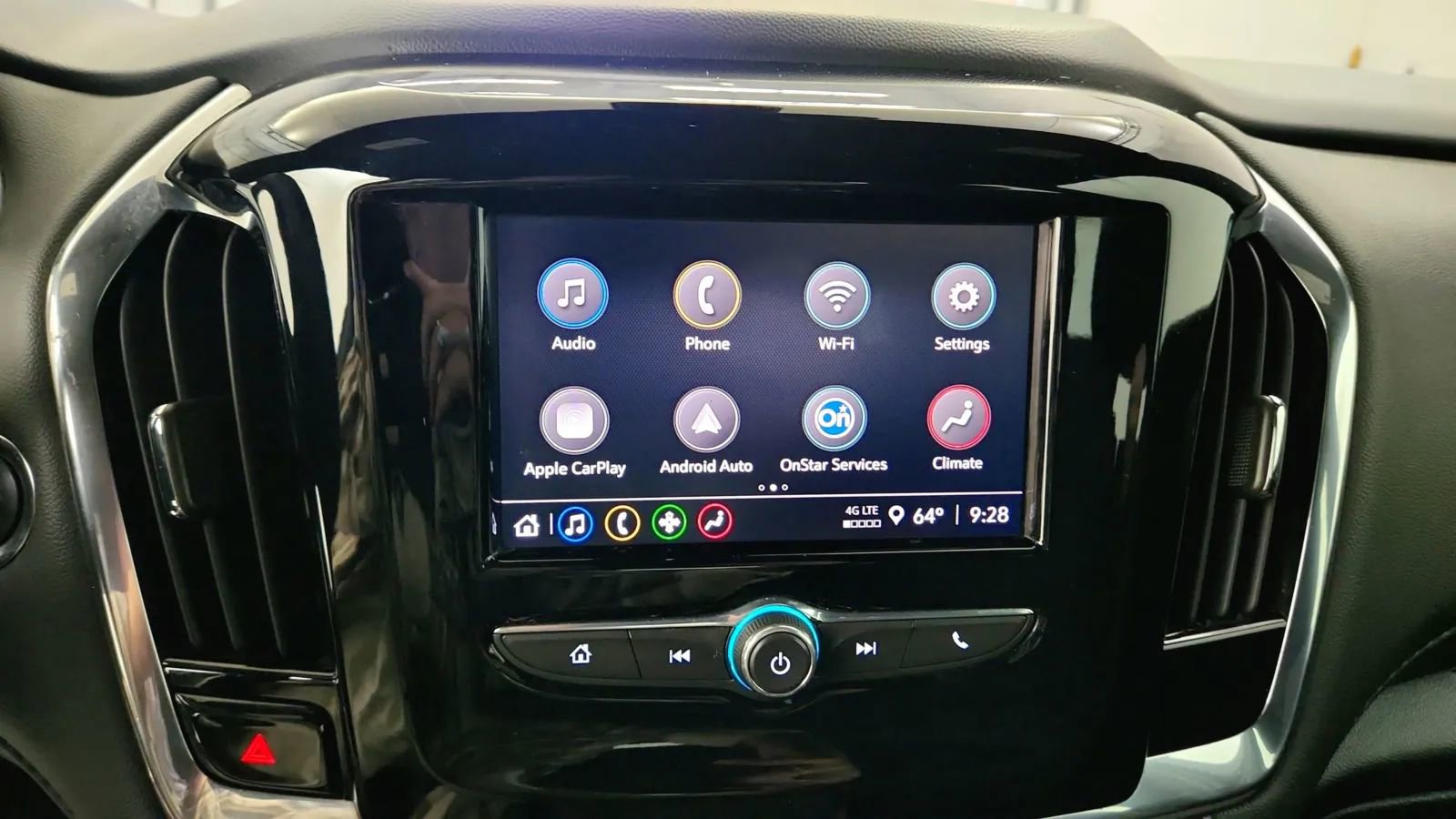 Used 2023 Chevrolet Traverse LT image 35