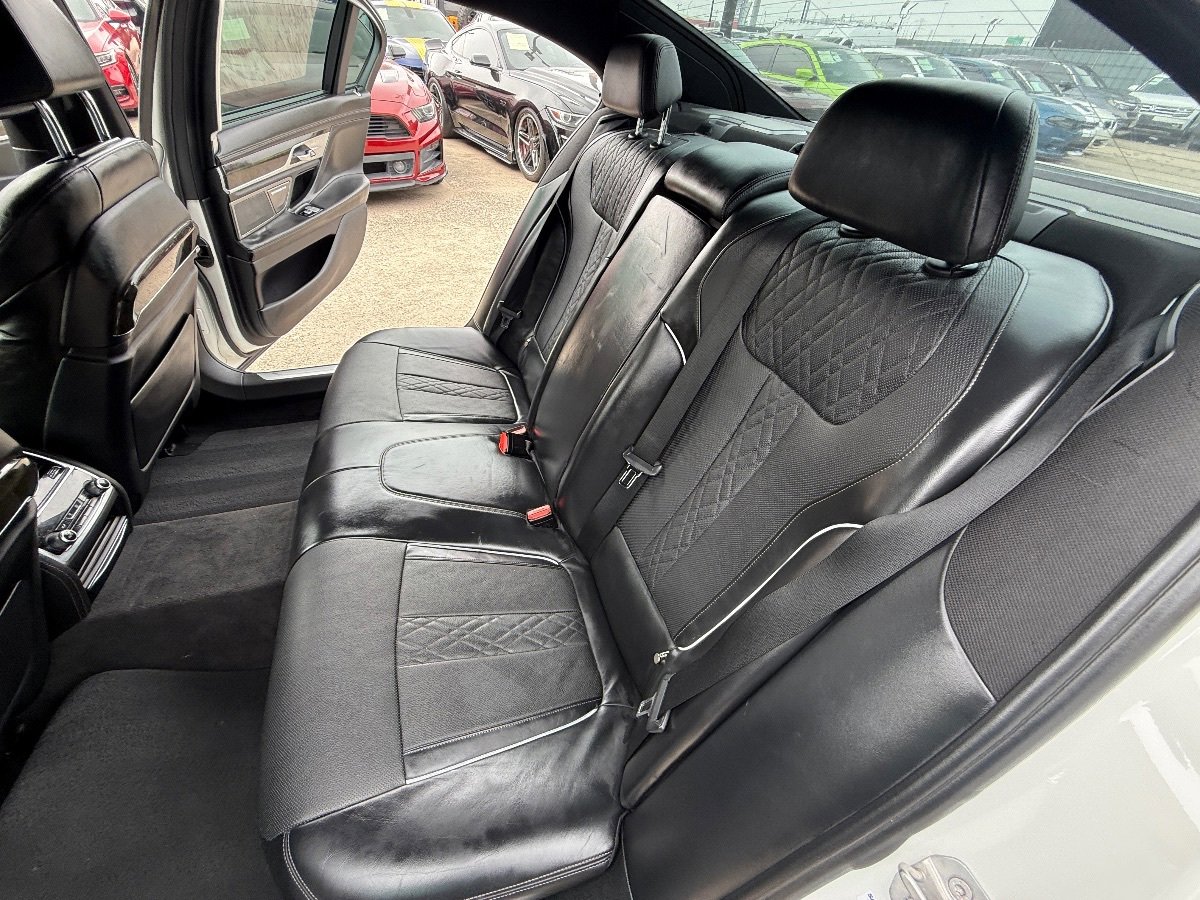 Used 2016 BMW 740i RWD image 19