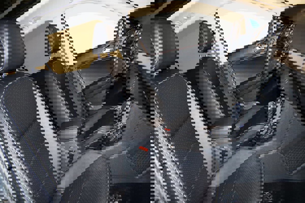 Used 2021 Volkswagen Tiguan SE w/ Panoramic Sunroof Package image 55