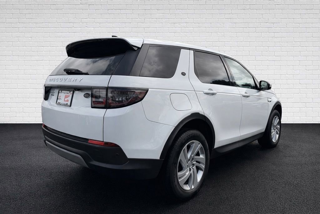 Used 2020 Land Rover Discovery Sport SE image 4