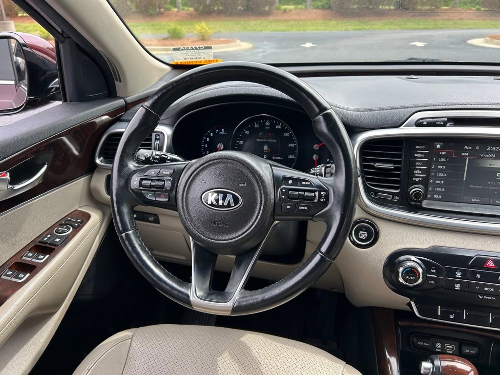 Used 2016 Kia Sorento EX w/ EX Touring Package image 24