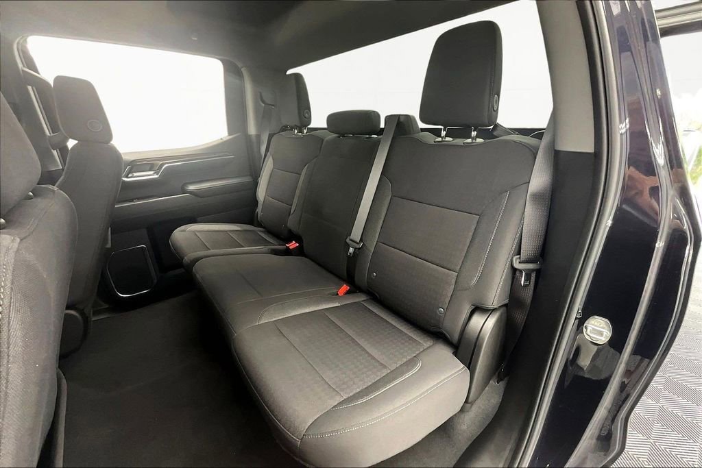 Used 2024 Chevrolet Silverado 1500 LT image 27