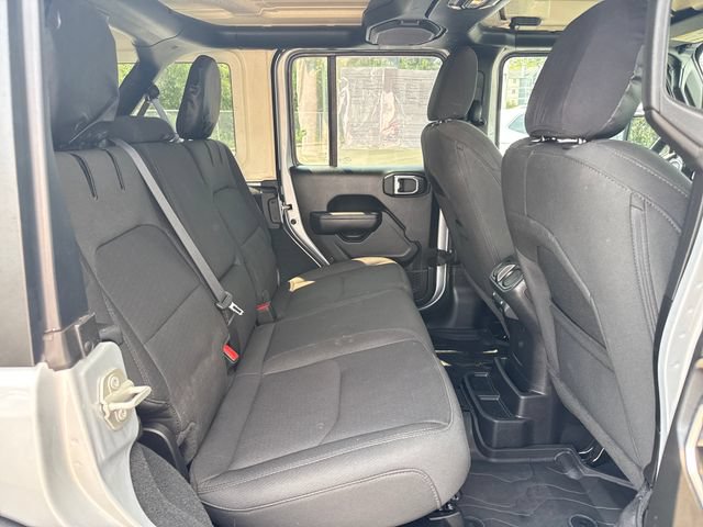Used 2023 Jeep Wrangler Unlimited AWD/4WD image 10