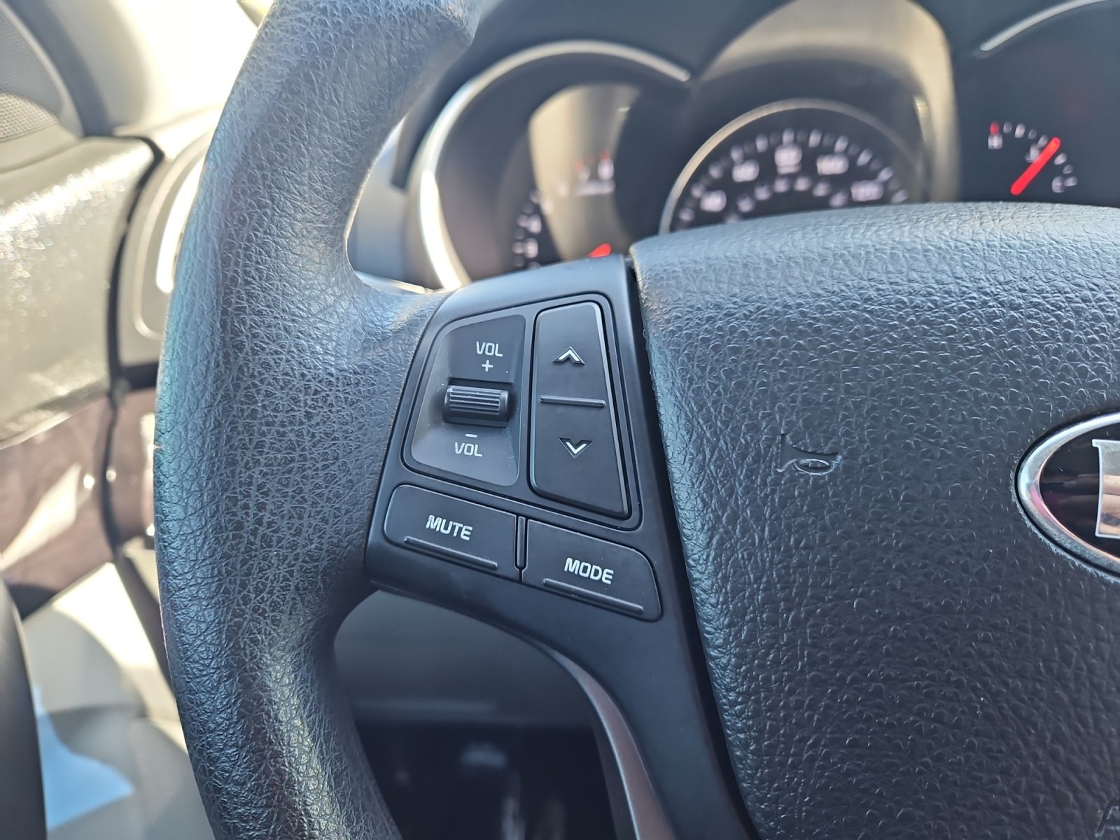 Used 2014 Kia Sorento LX FWD image 21