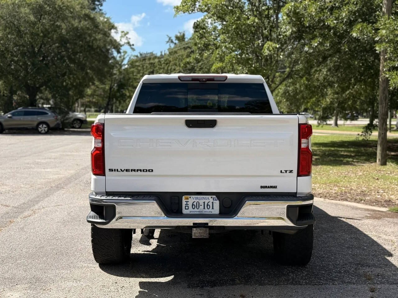 Used 2020 Chevrolet Silverado 1500 LTZ w/ LTZ Plus Package AWD/4WD image 4