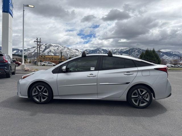 Used 2022 Toyota Prius XLE image 6