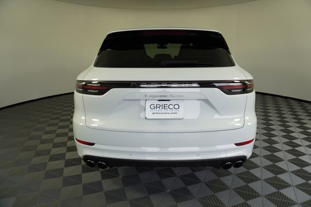 Used 2022 Porsche Cayenne Turbo AWD/4WD image 6