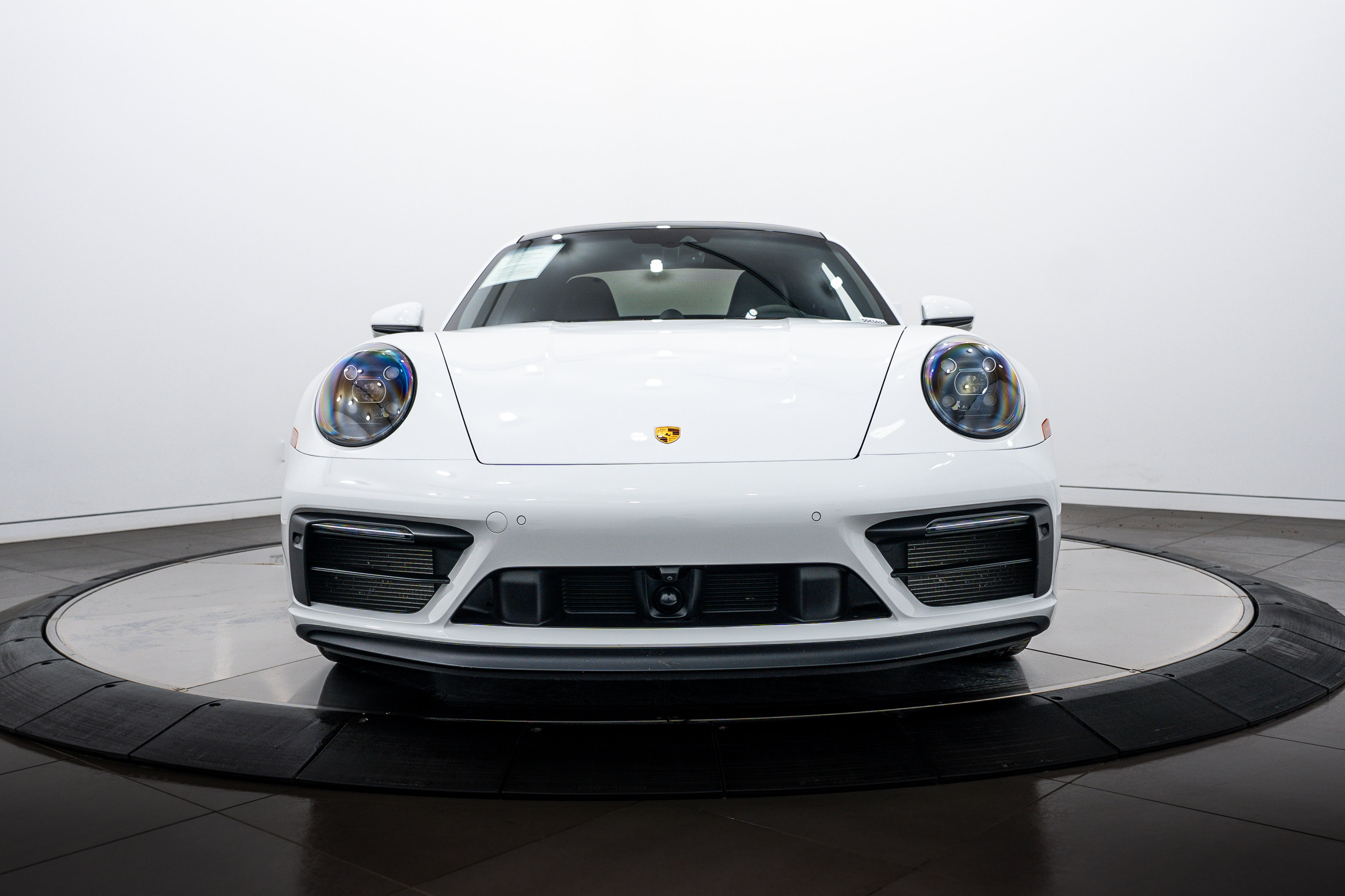 Certified 2024 Porsche 911 Carrera GTS image 10