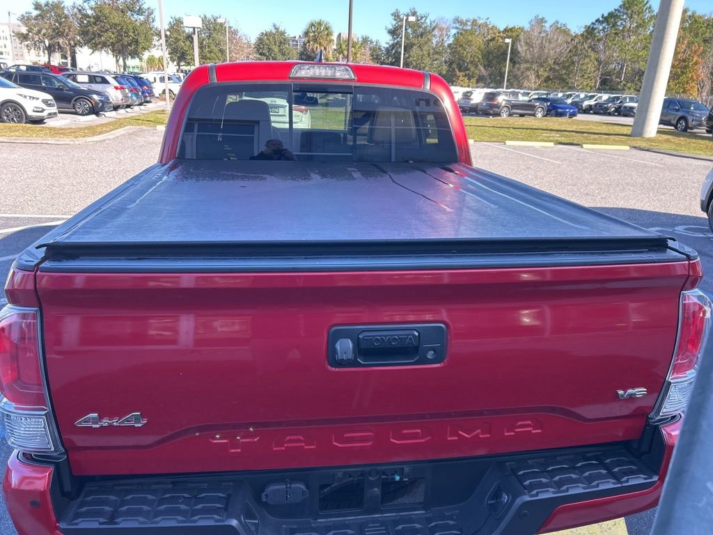 Used 2017 Toyota Tacoma Limited image 17