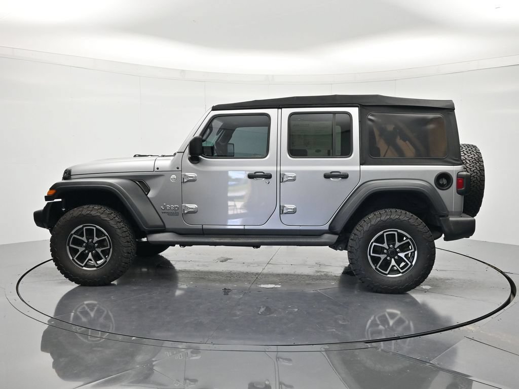 Used 2018 Jeep Wrangler Unlimited Sport S AWD/4WD image 8