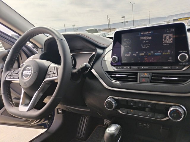 Used 2022 Nissan Altima 2.5 SR image 14