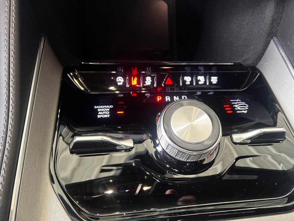 New 2024 Jeep Wagoneer Series II w/ Convenience Group I AWD/4WD image 10