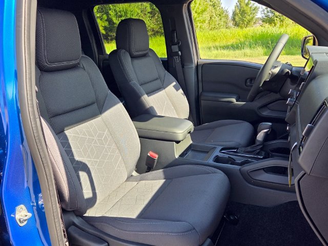 New 2027 Nissan Frontier SV w/ All-Weather Content Package RWD image 15