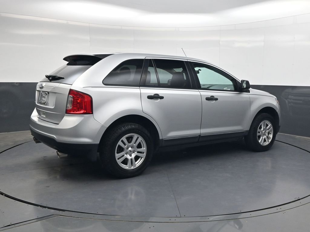 Used 2011 Ford Edge SE FWD image 4