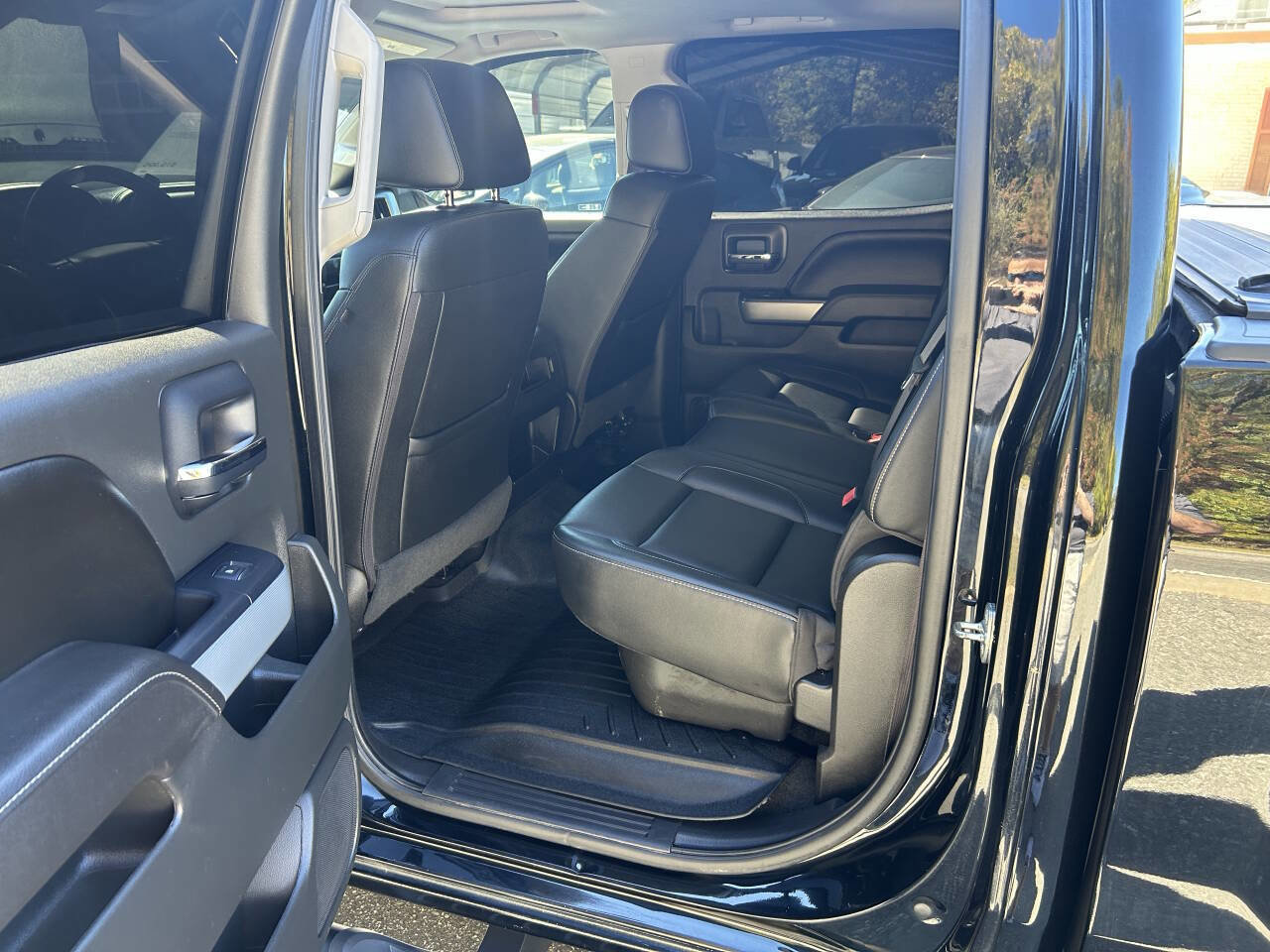 Used 2017 Chevrolet Silverado 1500 LTZ Z71 w/ LTZ Plus Package image 25