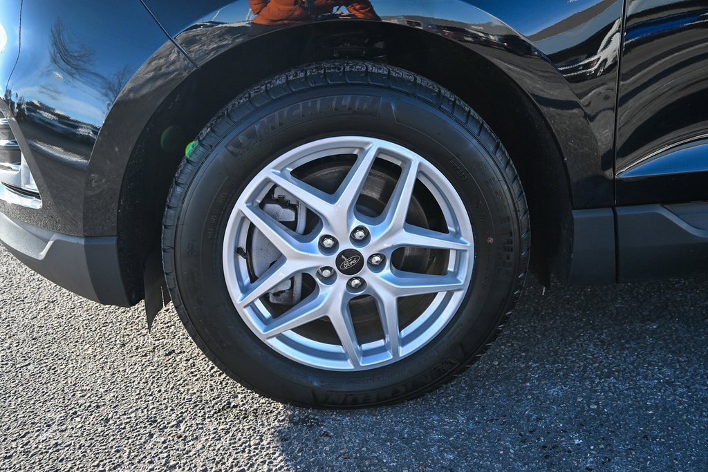 Certified 2024 Ford Edge SEL w/ Convenience Package image 12