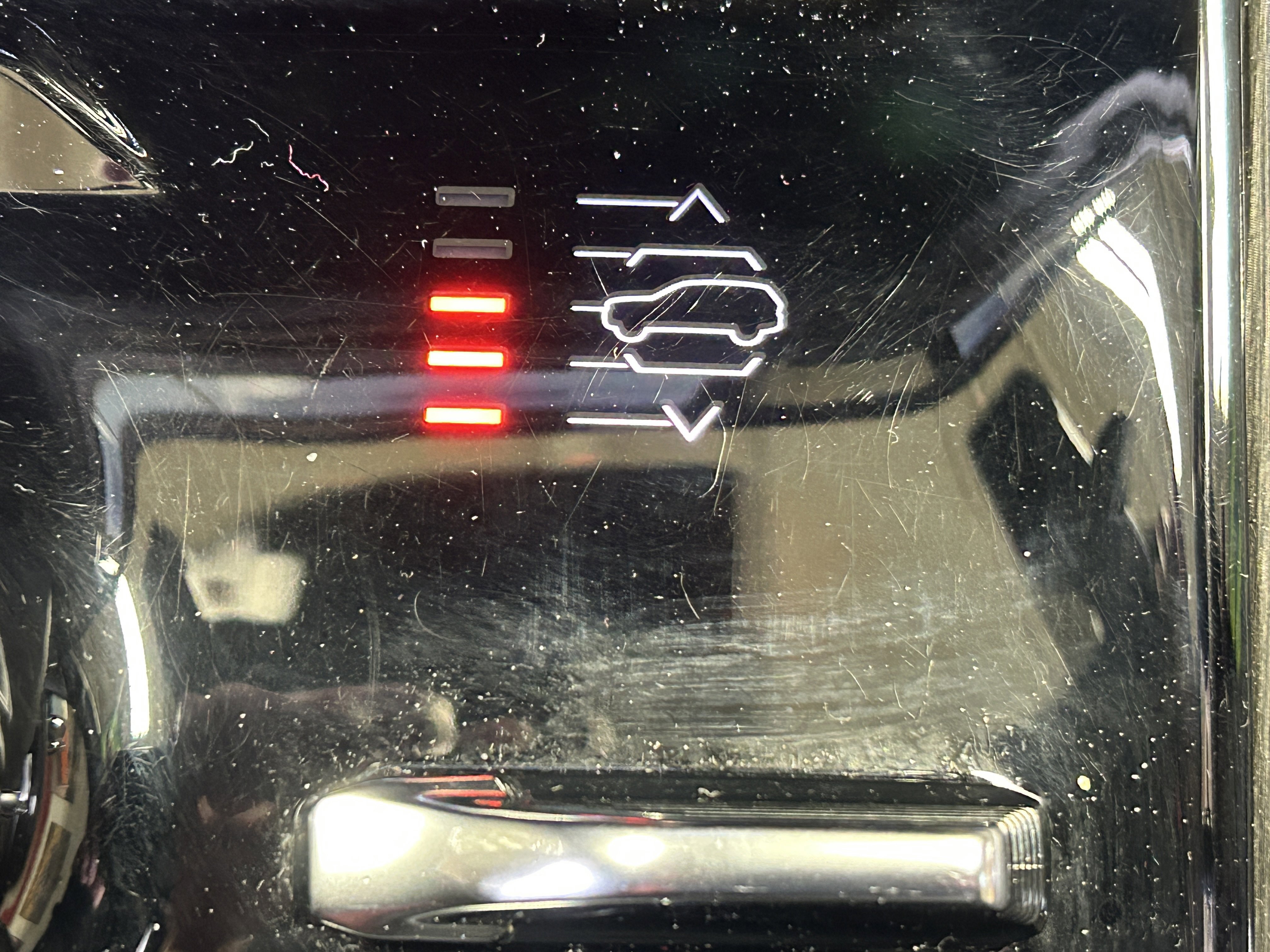 Certified 2022 Jeep Wagoneer Series III w/ Premium Group I image 29