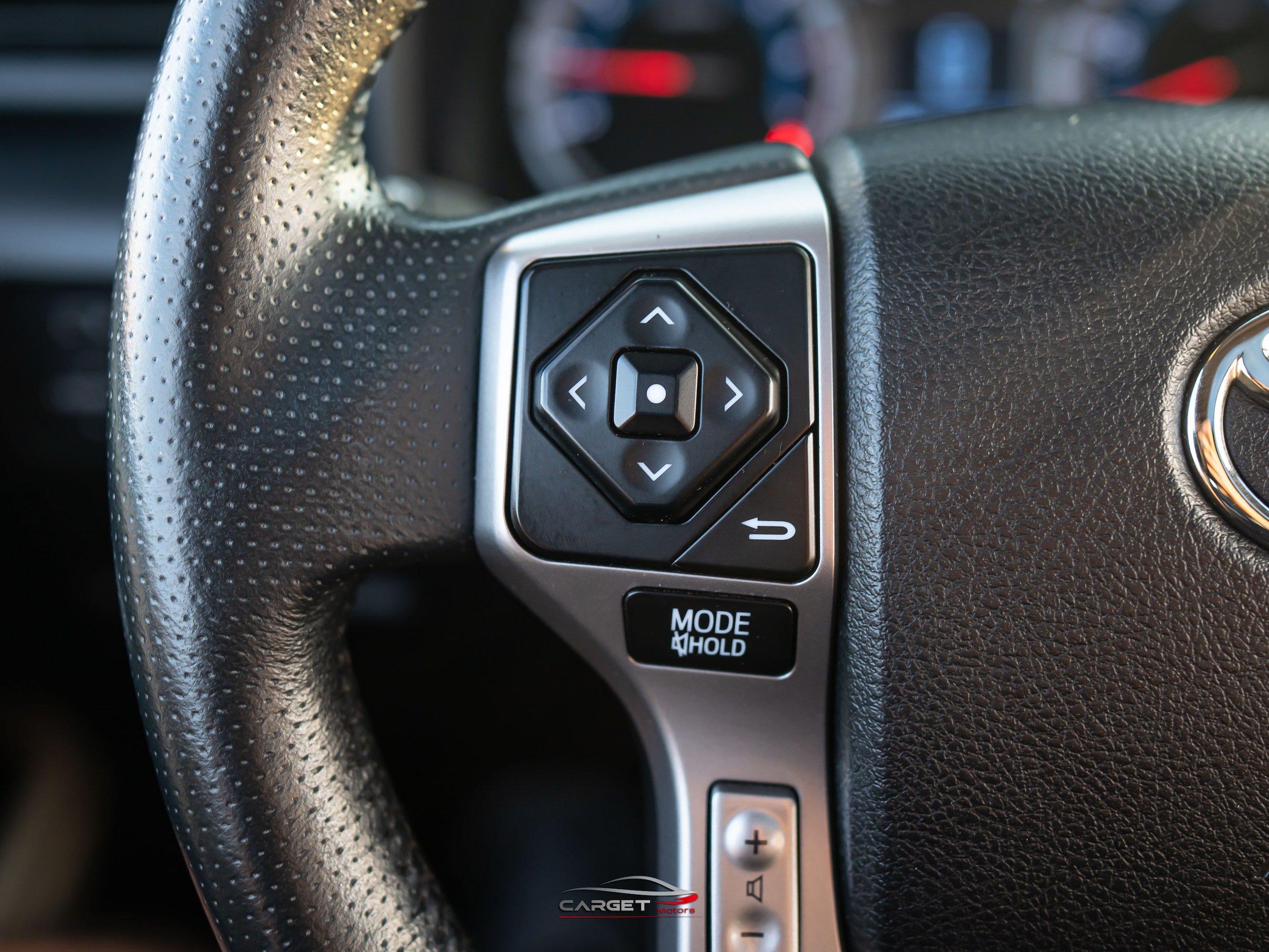 Used 2016 Toyota 4Runner Limited AWD/4WD image 24