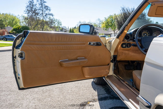 Used 1988 Mercedes-Benz 560 SL image 30