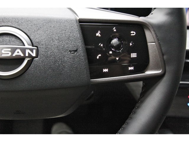 Used 2025 Nissan Murano SV AWD/4WD image 21