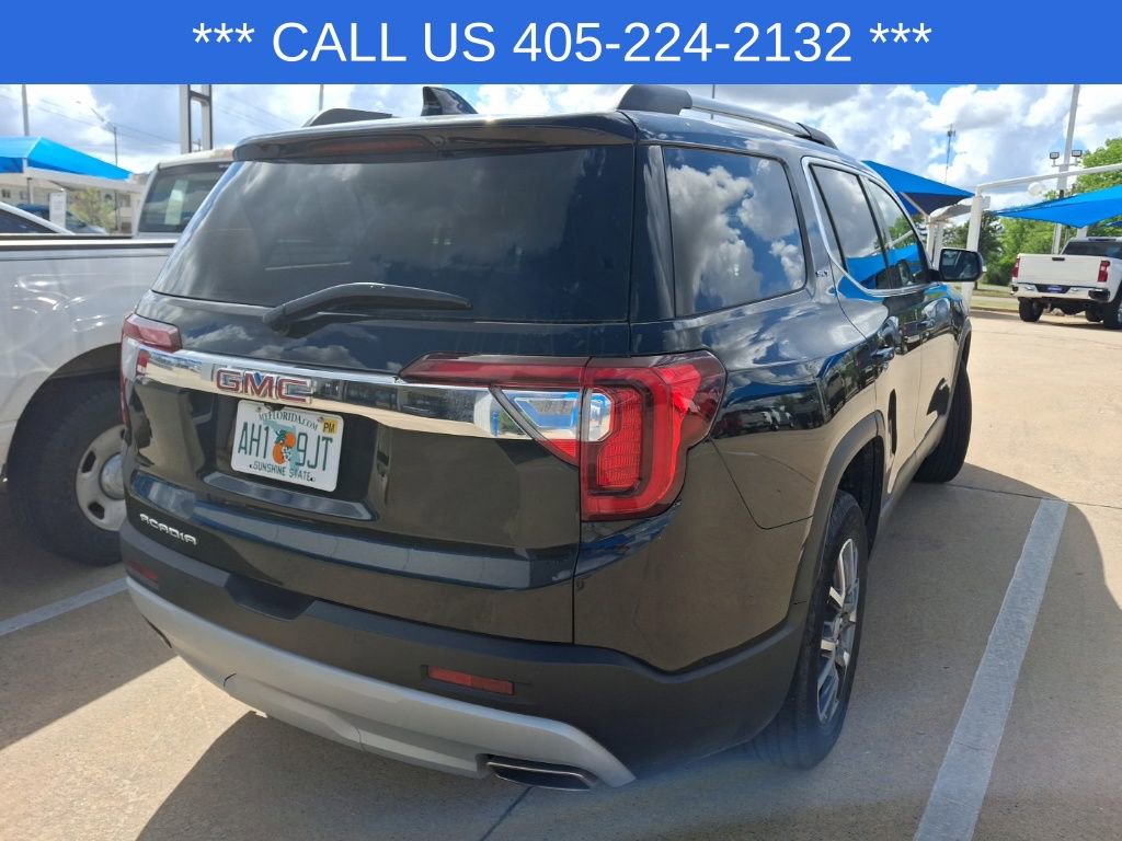 Used 2023 GMC Acadia SLT image 16