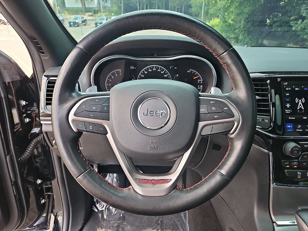 Used 2021 Jeep Grand Cherokee Trailhawk w/ Trailhawk Luxury Group AWD/4WD image 17