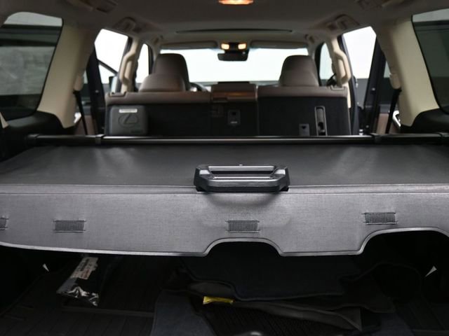 Used 2023 Lexus GX 460 Premium w/ Premium Package image 24