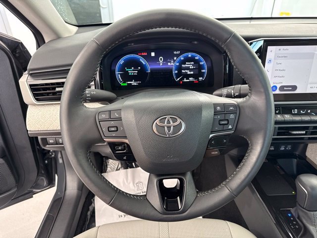 Used 2026 Toyota Camry XLE AWD/4WD image 25