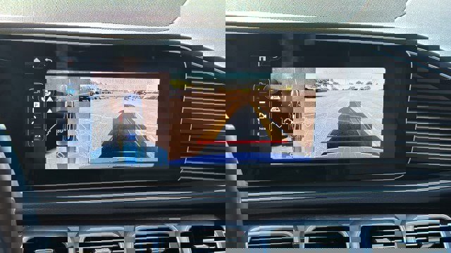 Used 2025 Mercedes-Benz GLE 350 4MATIC image 25